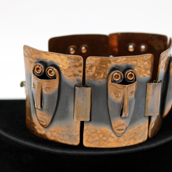 Rebajes Copper Bracelet, Brazilian Masks, 1950s - Picture 4 of 7